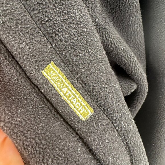 Drake Waterfowl Systems Black Fleece Jacket Mens S With Zippered Pockets - Picture 10 of 10